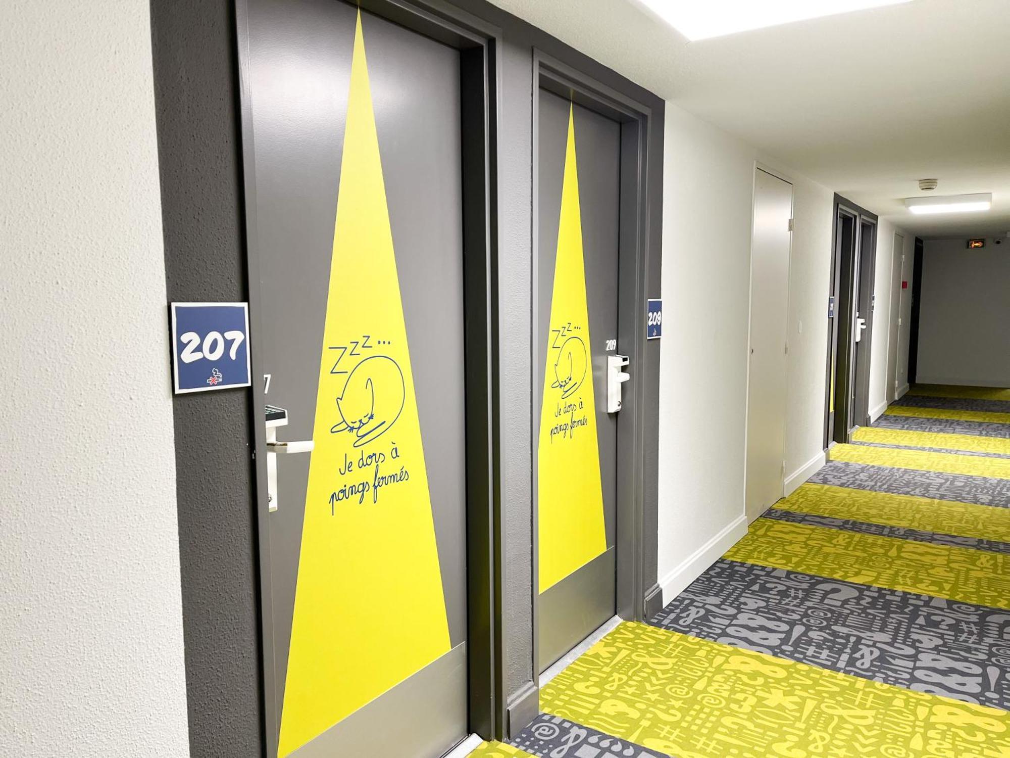 Ibis Budget Saint Christol Les Ales Bagian luar foto
